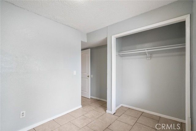 213 E 87th Pl, Los Angeles, CA 90003