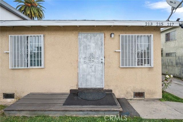 213 E 87th Pl, Los Angeles, CA 90003