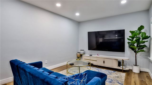 408 S Flower Street, Santa Ana, CA 92703