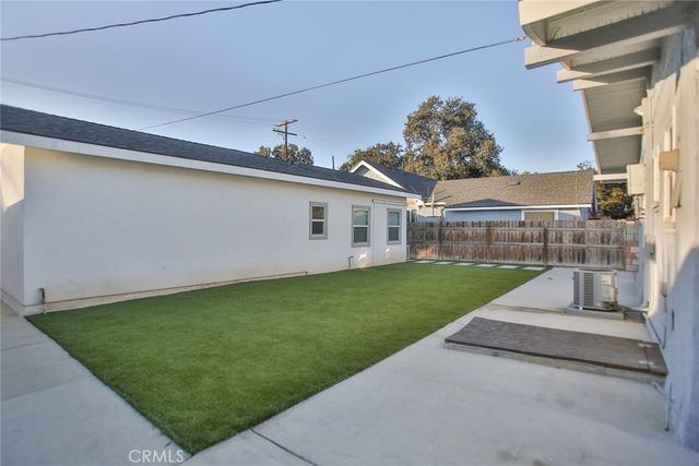 408 S Flower Street, Santa Ana, CA 92703