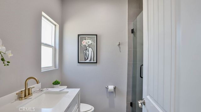 408 S Flower Street, Santa Ana, CA 92703