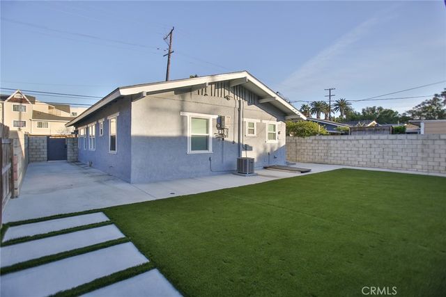 408 S Flower Street, Santa Ana, CA 92703