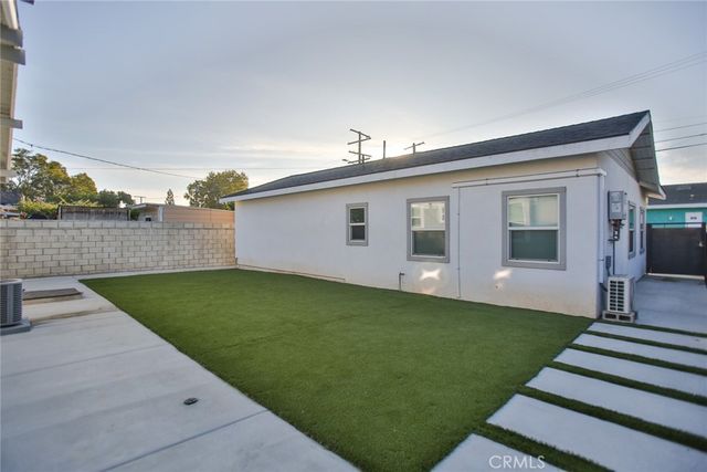 408 S Flower Street, Santa Ana, CA 92703