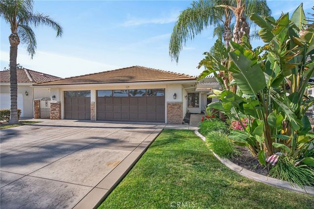 30251 Swan Point, Canyon Lake, CA 92587