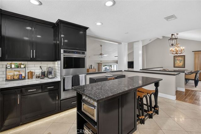 30251 Swan Point, Canyon Lake, CA 92587