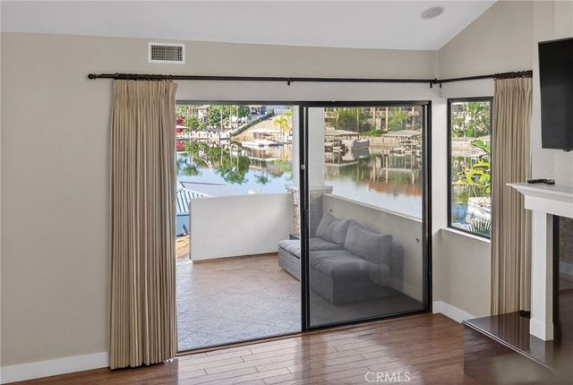 30251 Swan Point, Canyon Lake, CA 92587