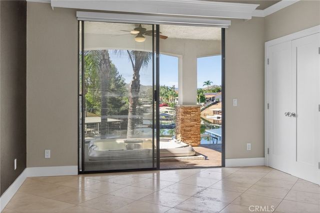 30251 Swan Point, Canyon Lake, CA 92587