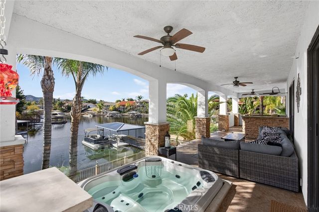 30251 Swan Point, Canyon Lake, CA 92587