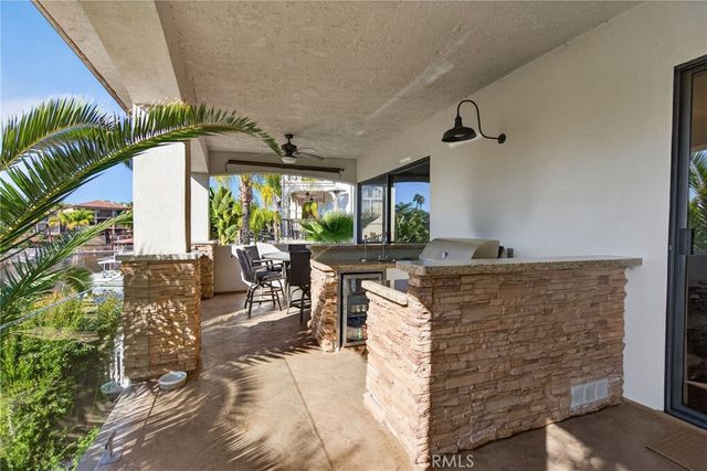 30251 Swan Point, Canyon Lake, CA 92587