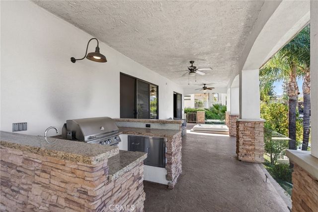 30251 Swan Point, Canyon Lake, CA 92587