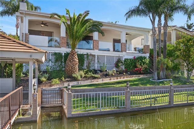 30251 Swan Point, Canyon Lake, CA 92587