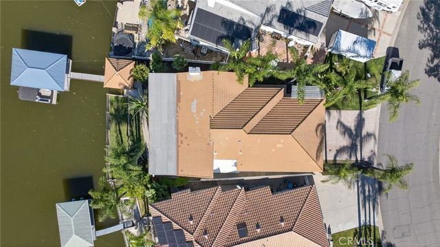 30251 Swan Point, Canyon Lake, CA 92587