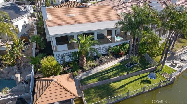 30251 Swan Point, Canyon Lake, CA 92587