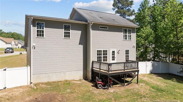 112 Smokey Mountain Drive, Raeford, NC 28376