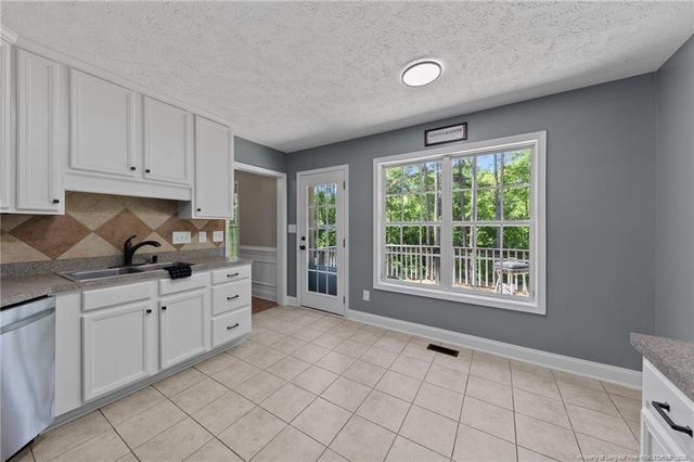 112 Smokey Mountain Drive, Raeford, NC 28376