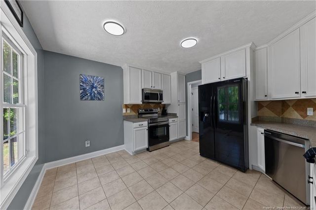 112 Smokey Mountain Drive, Raeford, NC 28376