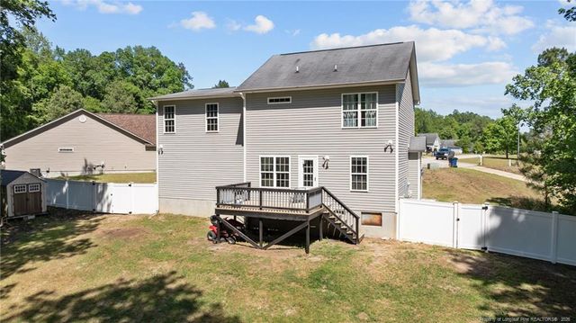 112 Smokey Mountain Drive, Raeford, NC 28376