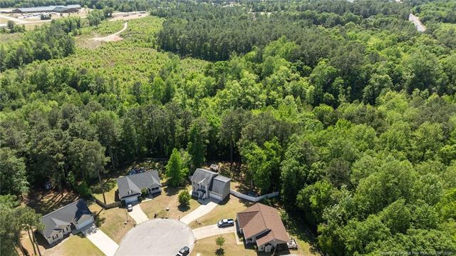 112 Smokey Mountain Drive, Raeford, NC 28376