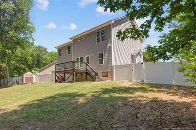 112 Smokey Mountain Drive, Raeford, NC 28376