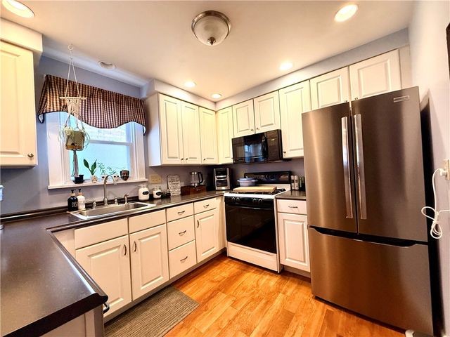 116 Schley Ave, Ingram, PA 15205