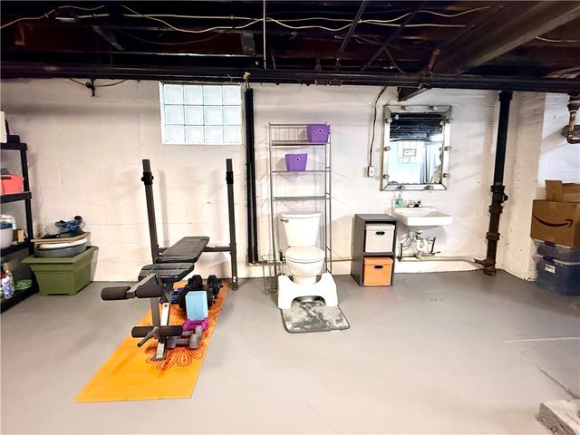 116 Schley Ave, Ingram, PA 15205