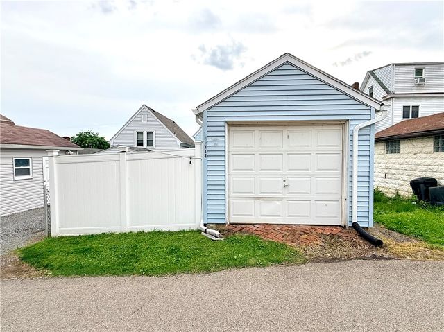 116 Schley Ave, Ingram, PA 15205