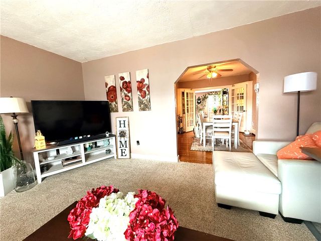 116 Schley Ave, Ingram, PA 15205
