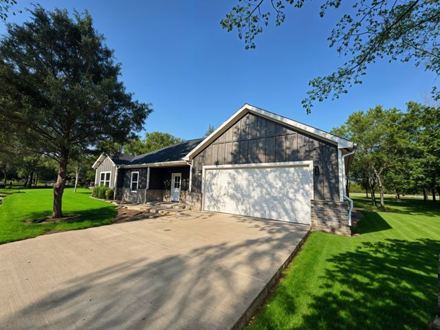 156 PVT RD 7928, Wills Point, TX 75169