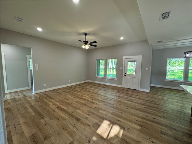 156 PVT RD 7928, Wills Point, TX 75169