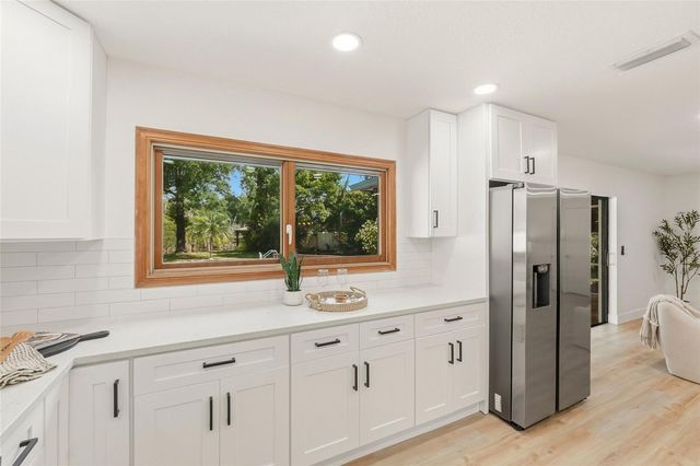 17002 PAULA LANE, Lutz, FL 33558