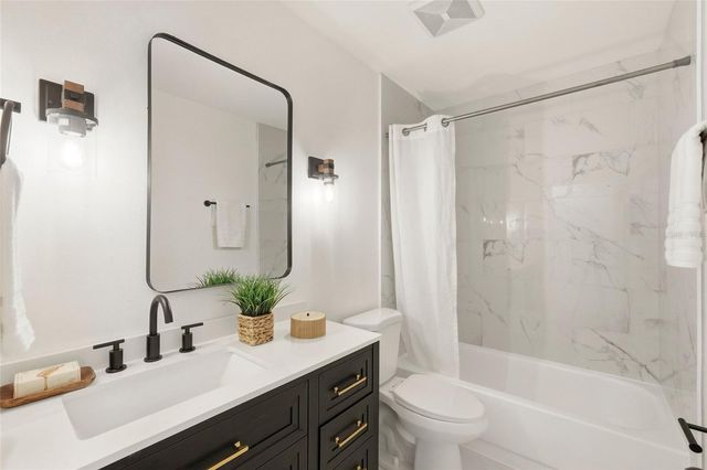 17002 PAULA LANE, Lutz, FL 33558
