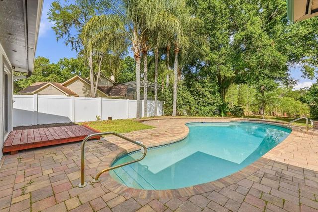 17002 PAULA LANE, Lutz, FL 33558