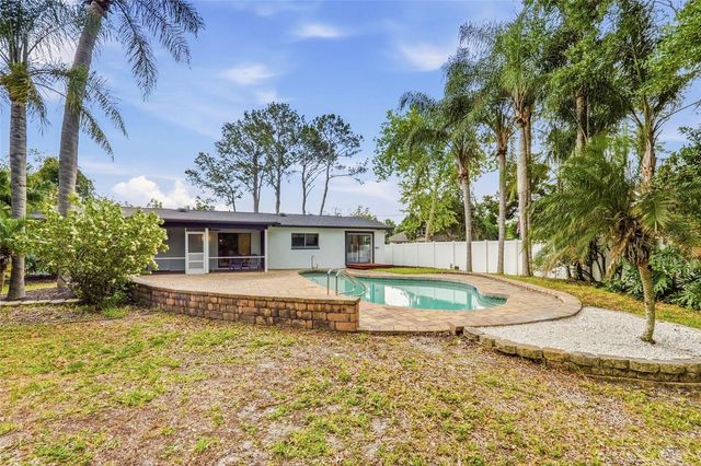 17002 PAULA LANE, Lutz, FL 33558