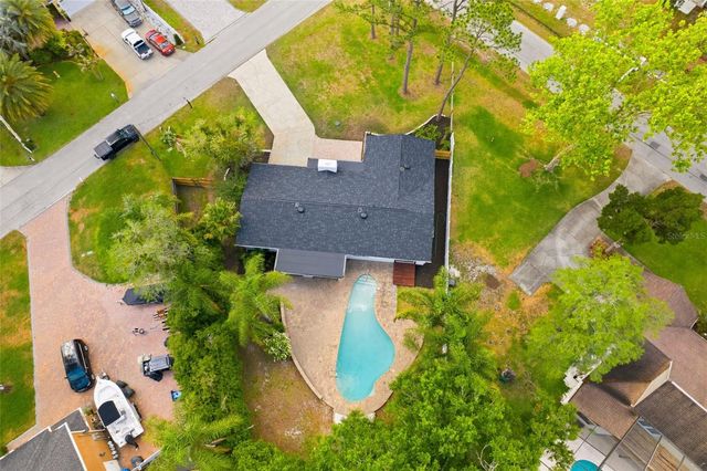 17002 PAULA LANE, Lutz, FL 33558