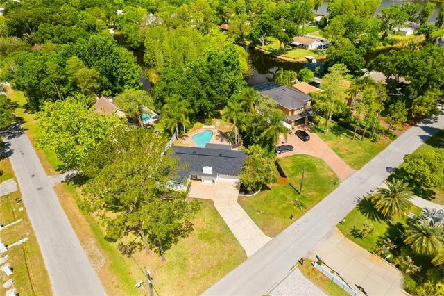 17002 PAULA LANE, Lutz, FL 33558
