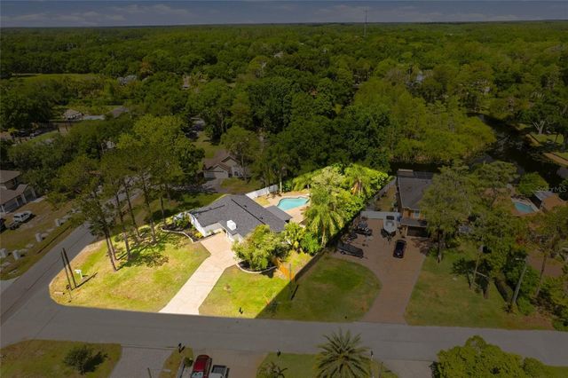 17002 PAULA LANE, Lutz, FL 33558