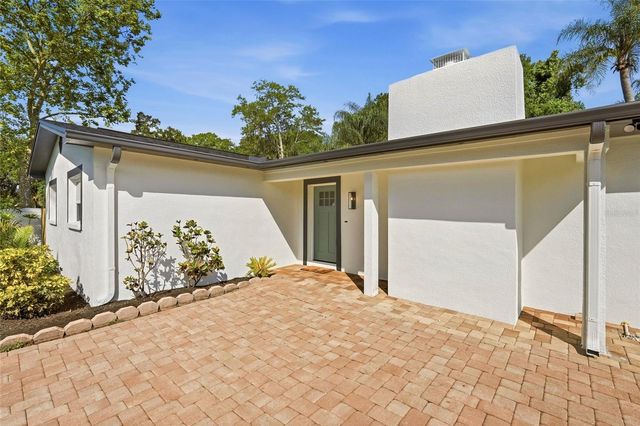 17002 PAULA LANE, Lutz, FL 33558