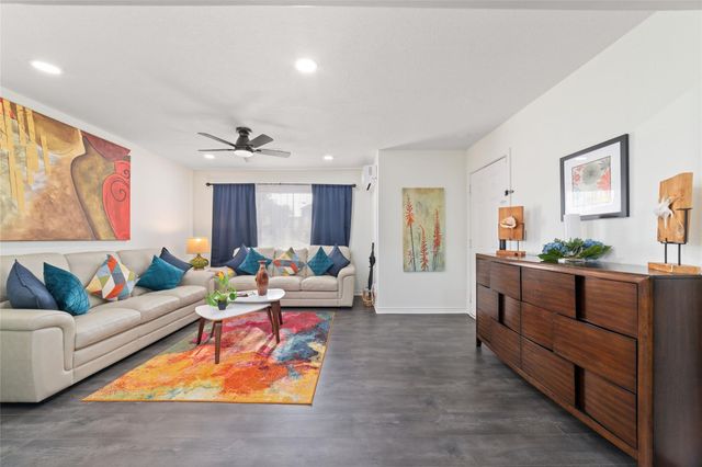 1302 56th Street, Galveston, TX 77551