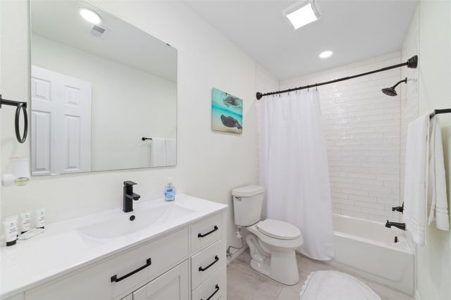 1302 56th Street, Galveston, TX 77551