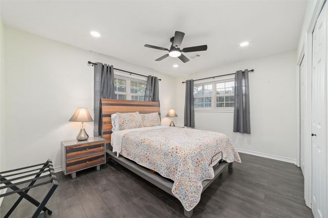 1302 56th Street, Galveston, TX 77551