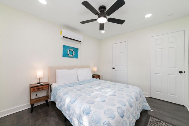 1302 56th Street, Galveston, TX 77551