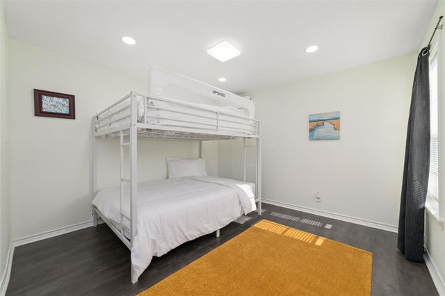 1302 56th Street, Galveston, TX 77551