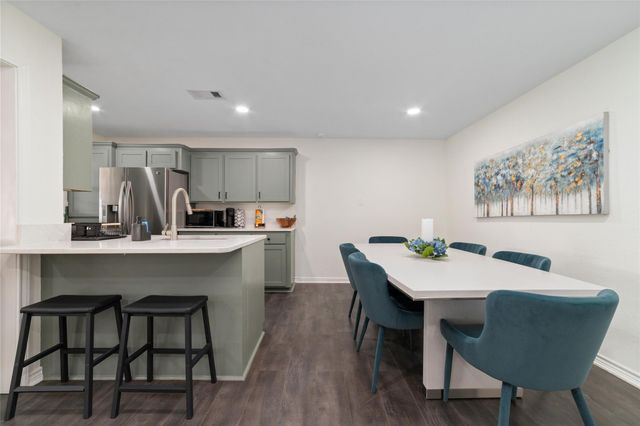 1302 56th Street, Galveston, TX 77551