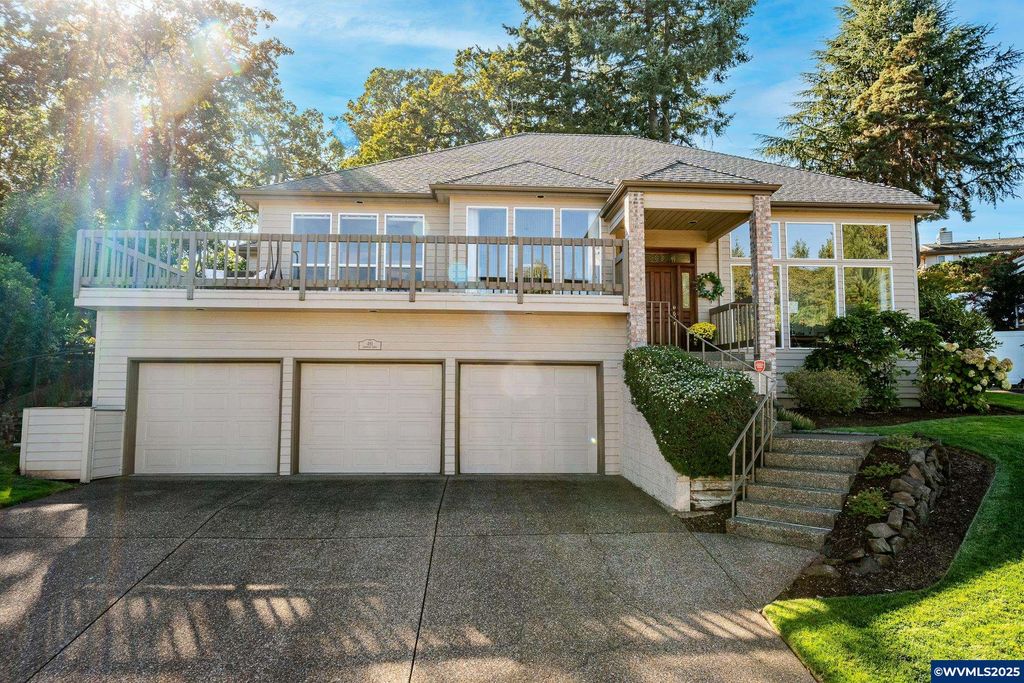 Image 1 of property listing at 491 Sunwood Dr NW, Salem, OR 97304