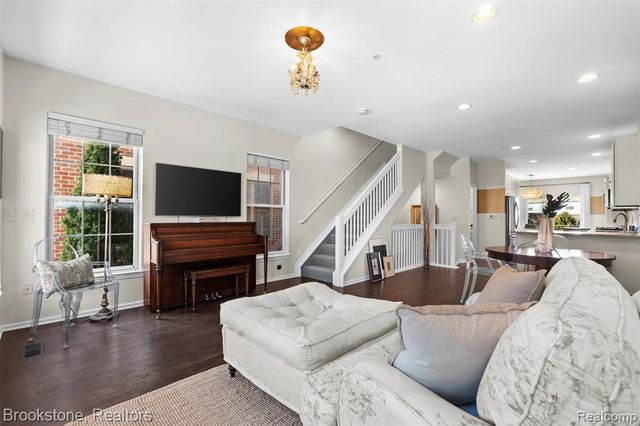 512 Graten Street, Birmingham, MI 48009