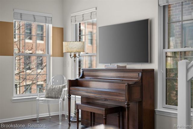 512 Graten Street, Birmingham, MI 48009