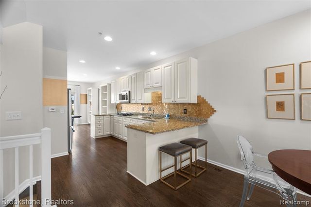 512 Graten Street, Birmingham, MI 48009