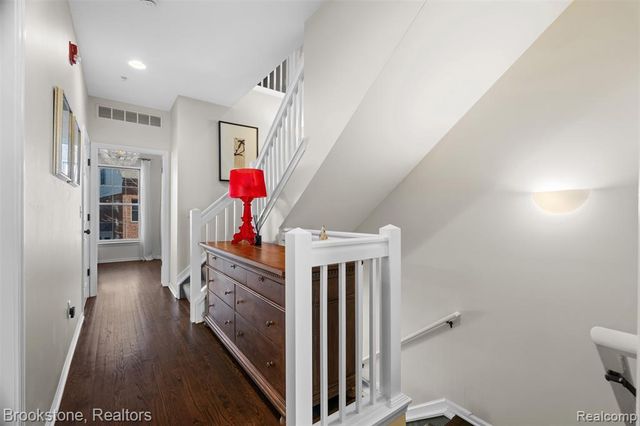 512 Graten Street, Birmingham, MI 48009