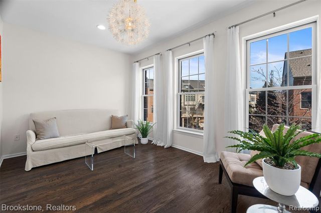 512 Graten Street, Birmingham, MI 48009