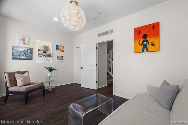 512 Graten Street, Birmingham, MI 48009